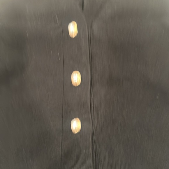 Vest - Picture 4 of 4